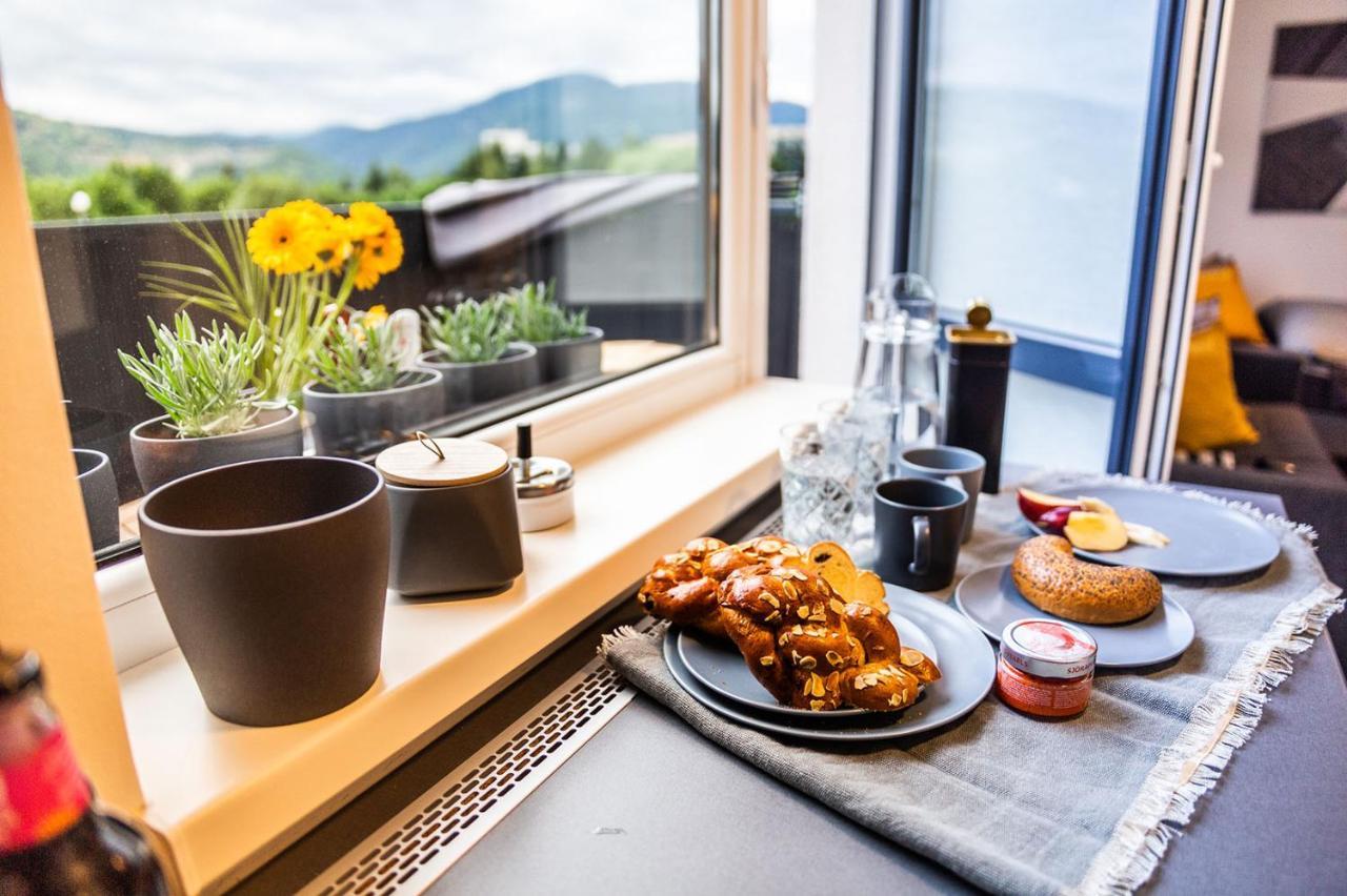 Apartment,private Parking, Balcony, Smart Check In * Banska Bystrica