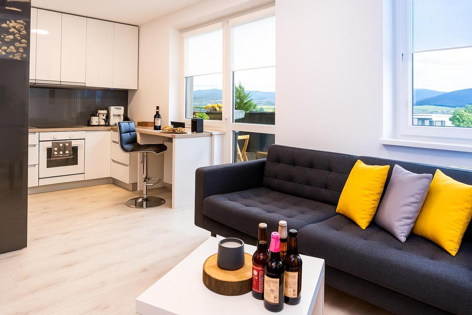 Apartment,private Parking, Balcony, Smart Check In Besztercebánya